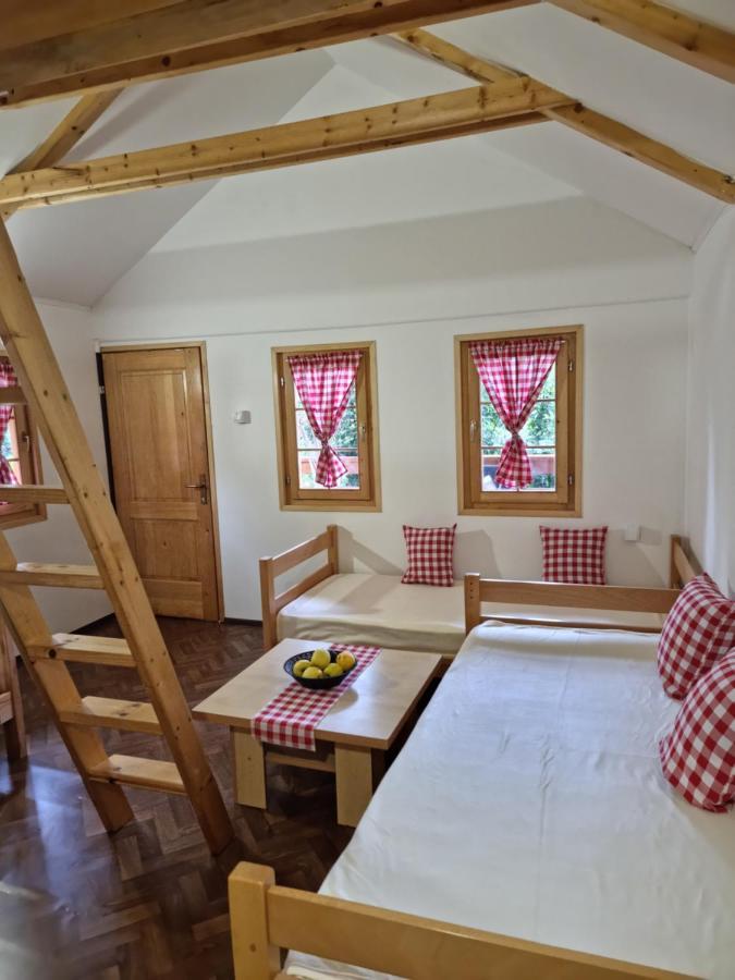 Holiday Home Sajra Kulen Vakuf Exterior photo